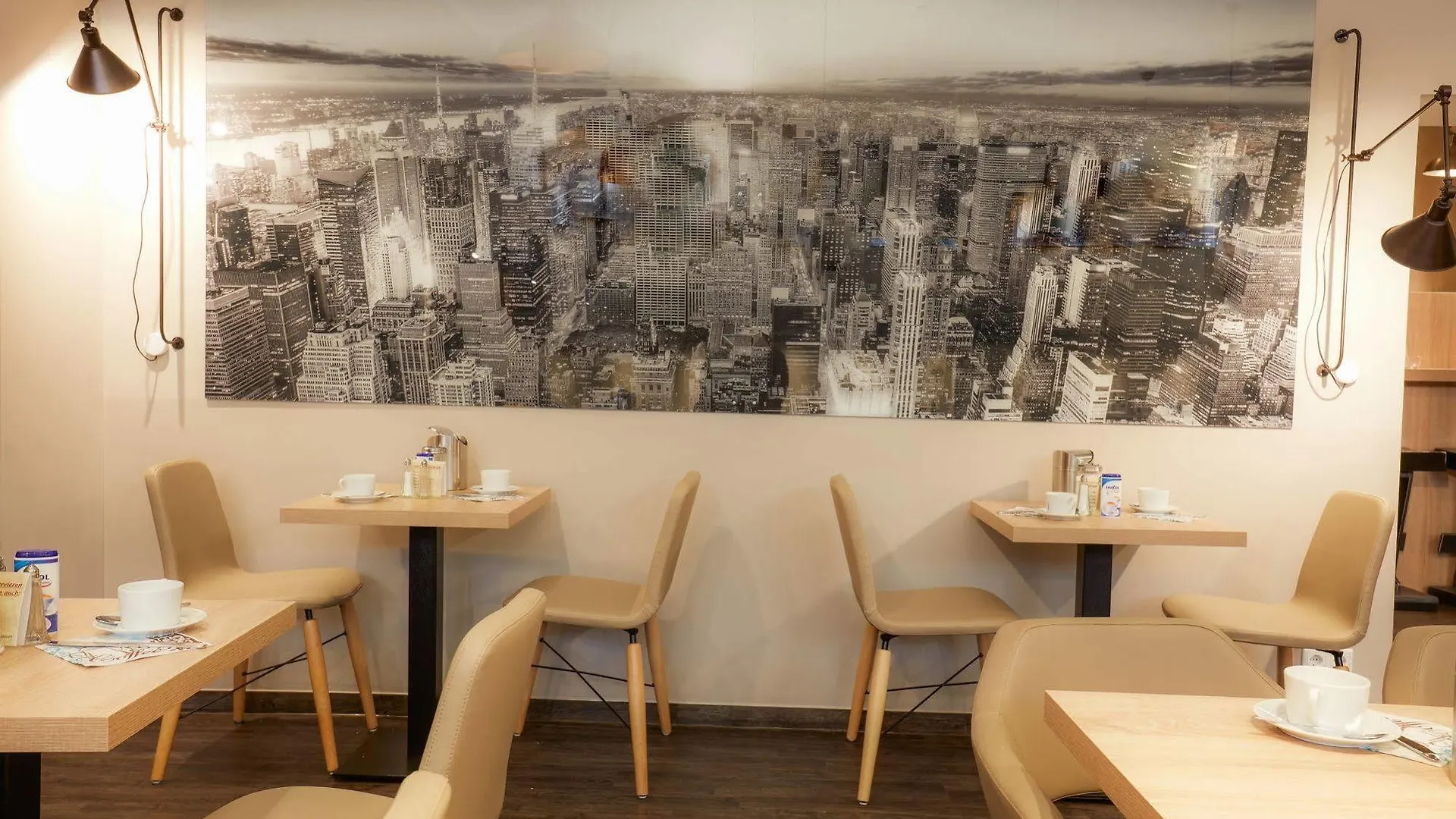 Manhattan Hotel Frankfurt am Main